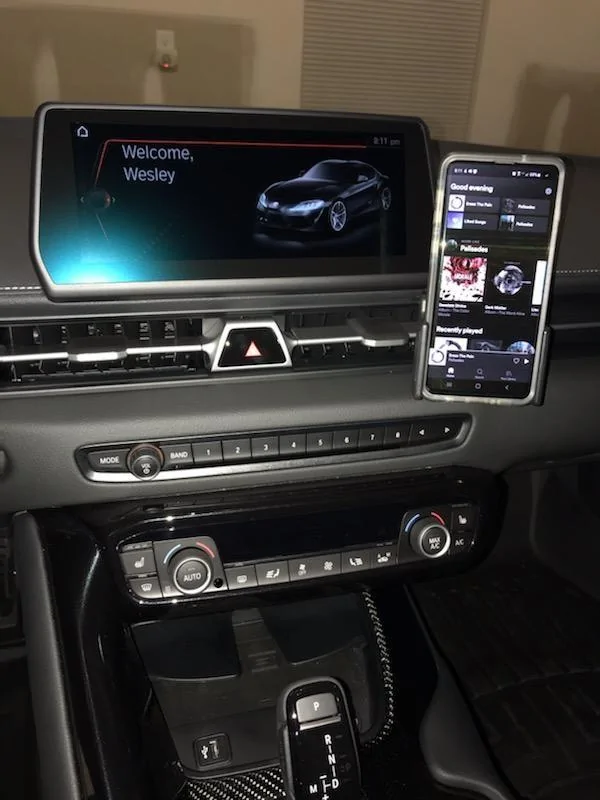 phone mount 3.jpg