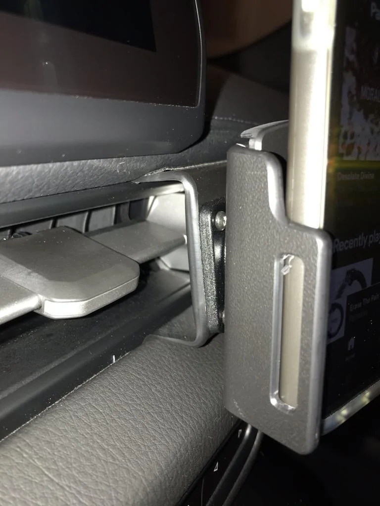 phone mount 4.jpg