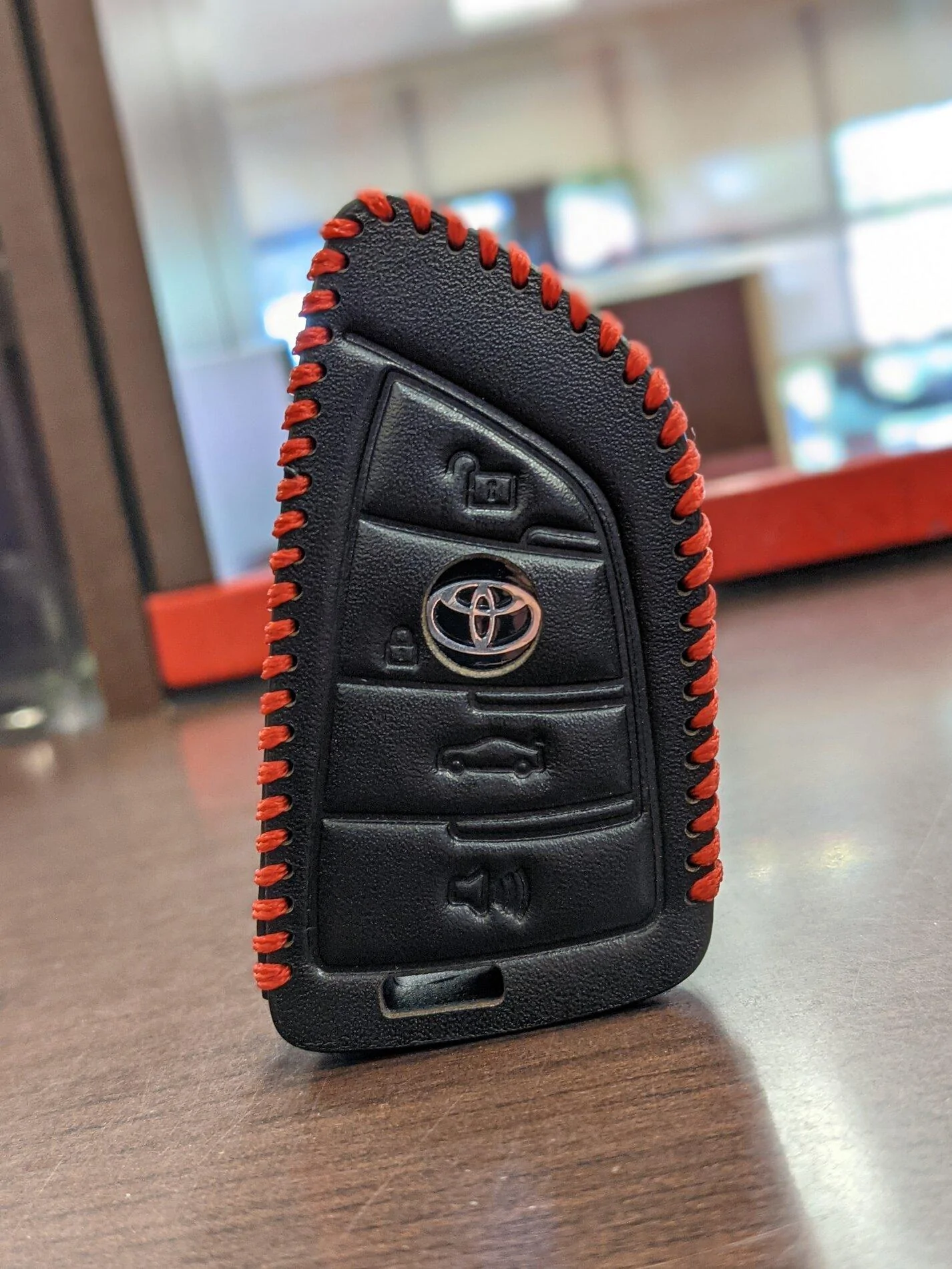 PXL_20210527_172343081.PORTRAIT.webp