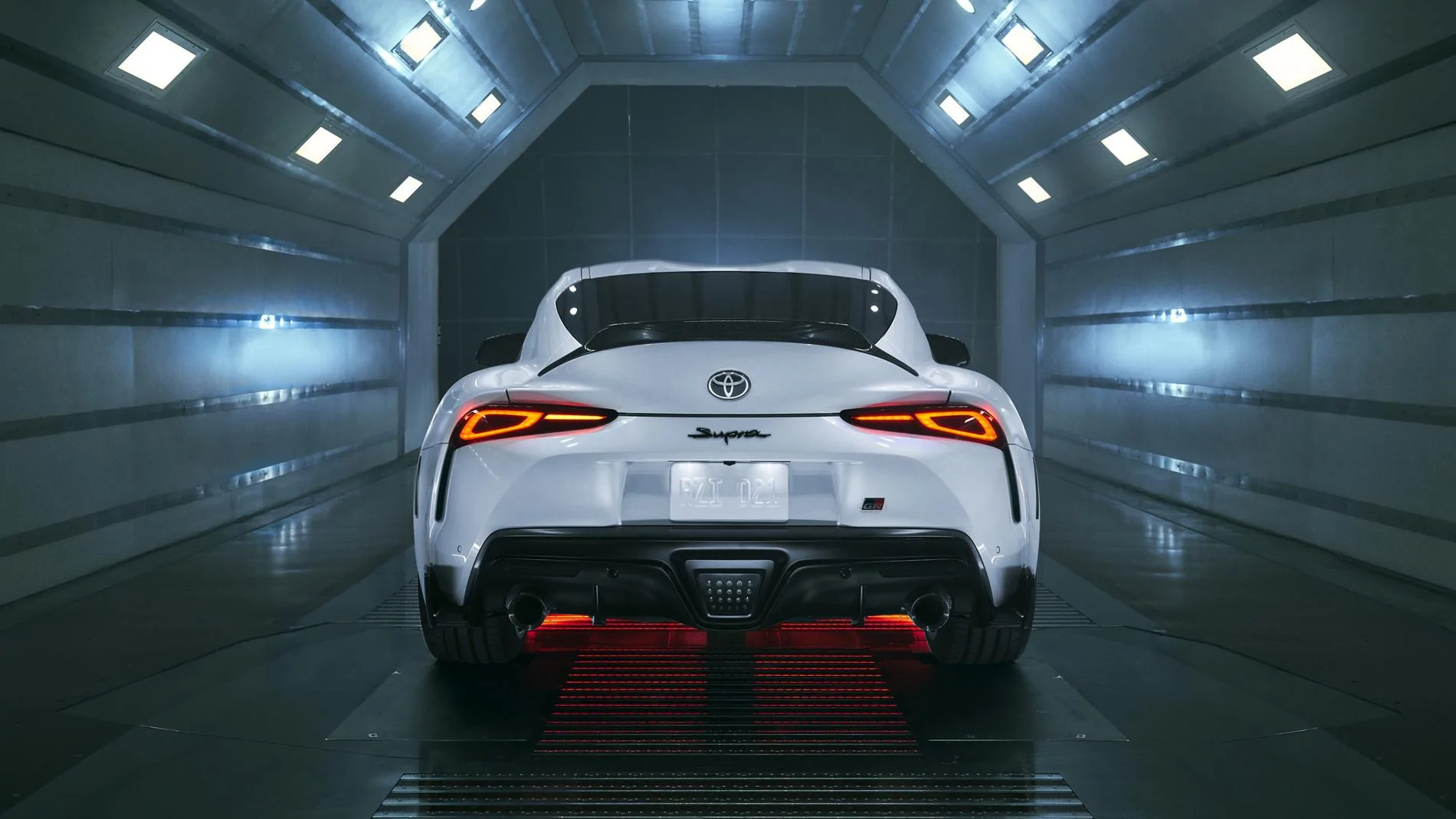 2022-GR-Supra-A91-CF-Rear_WindTunnel_0667.webp