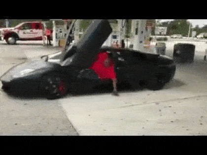 lamborghini-murcielago-man-struggles-to-get-out.gif