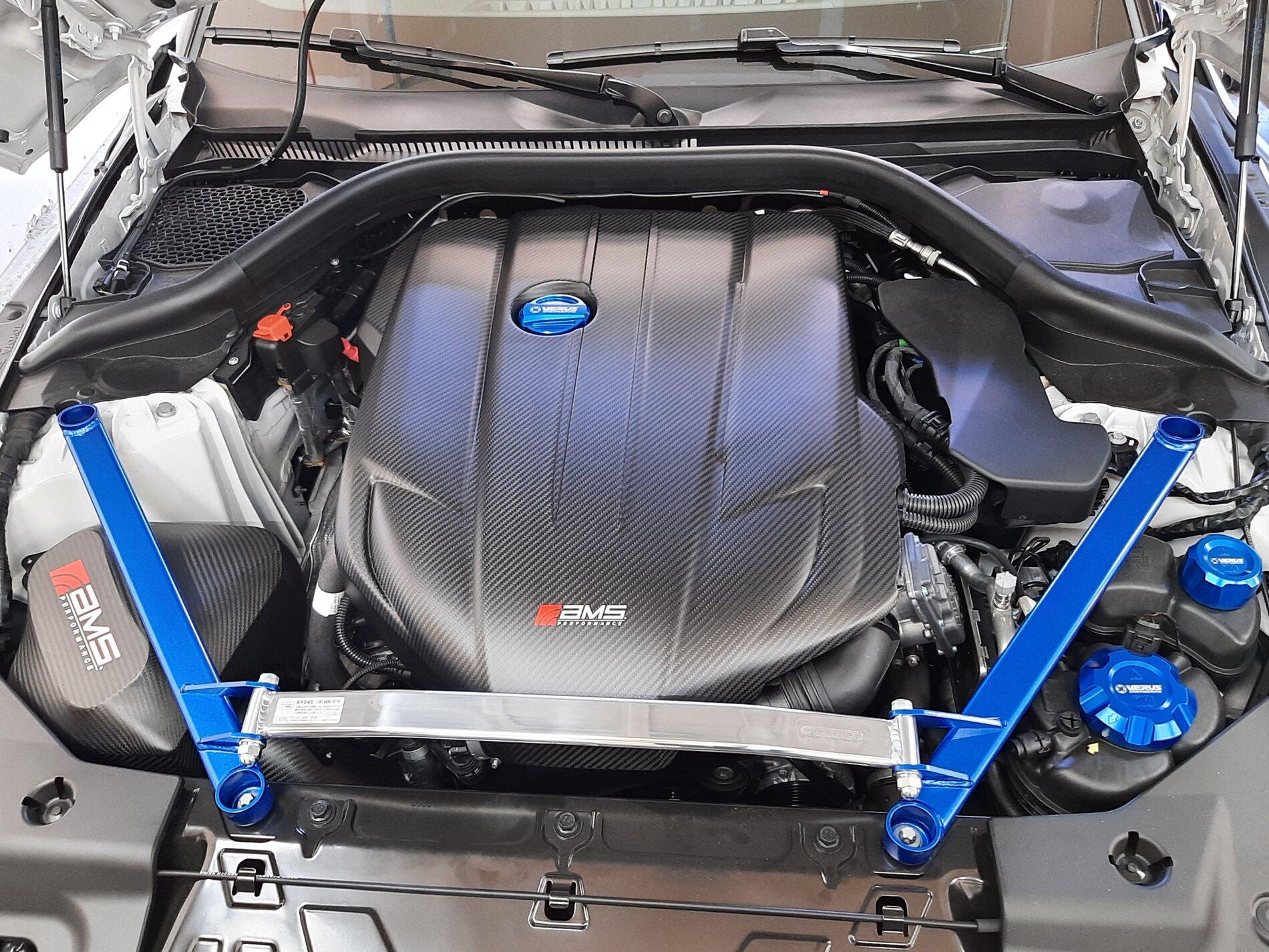 Engine Bay_01.jpg