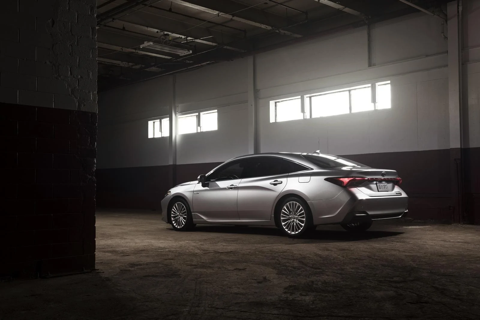 2019-toyota-avalon-7.webp
