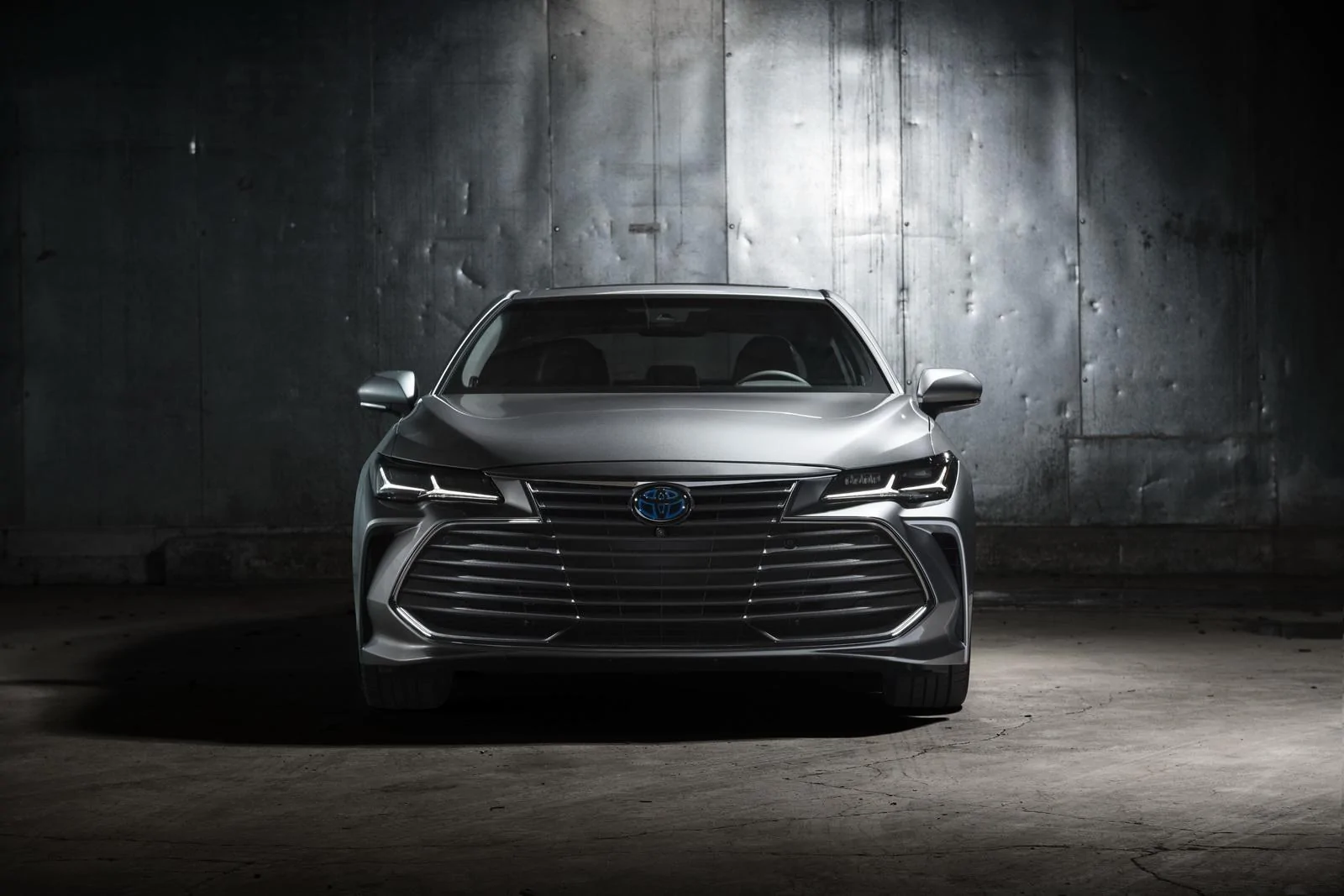 2019-toyota-avalon-3.webp