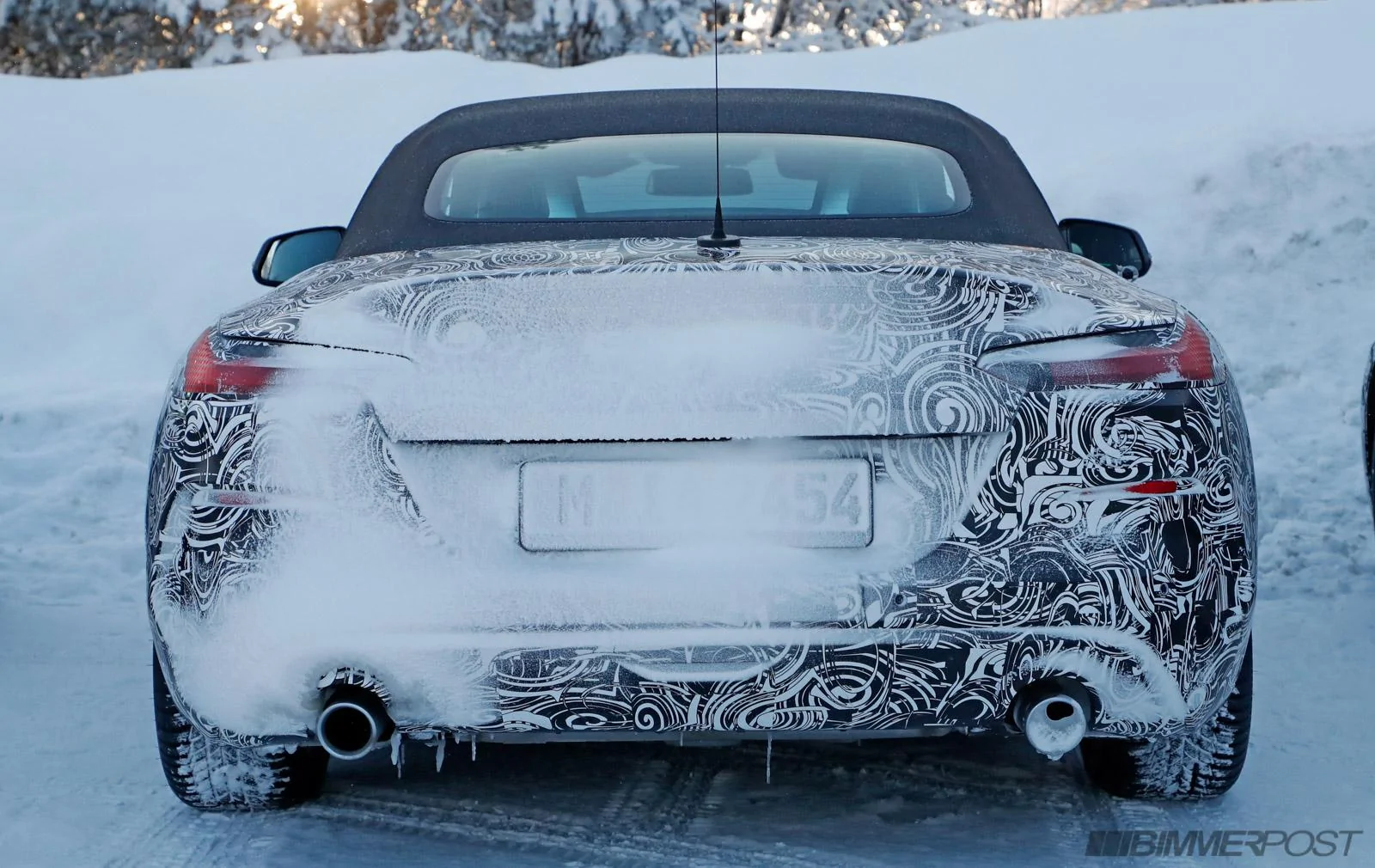 BMW%20Z4%20Close%20and%20Personal%2016.webp
