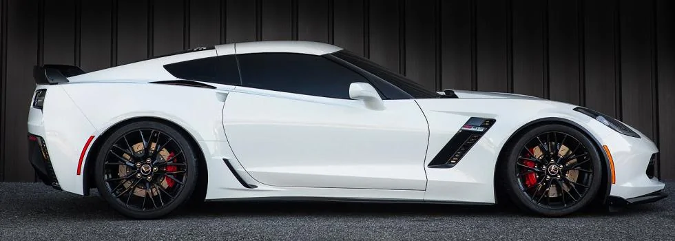 banner-c7white.webp