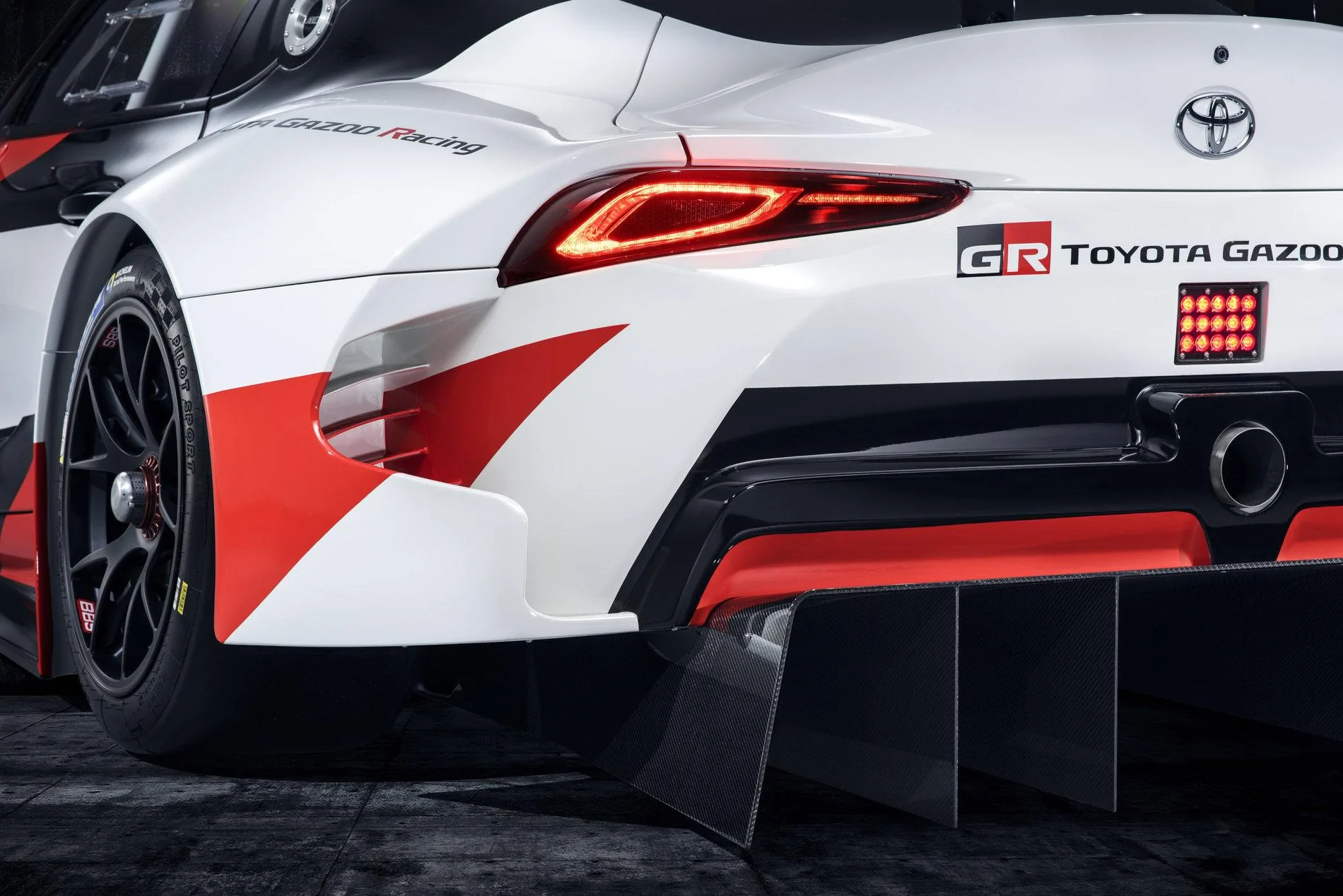 GR_Supra_Racing_Concept_ExteriorDetails_05_2A9C55E748EF0979BB98051099C1F768E805B115.webp