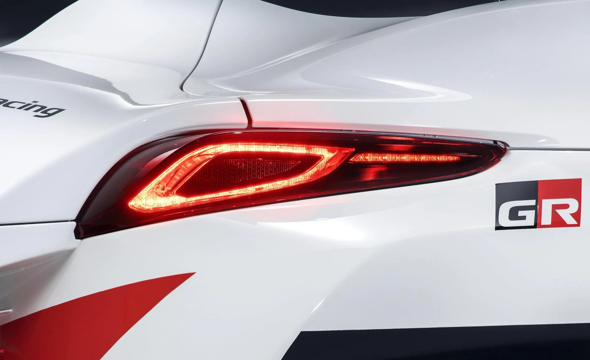 GR_Supra_Racing_Concept_ExteriorDetails_06_5E2B095C7C92A1D0B53CE2E1FB7A1C2EAEAE8FCD.webp