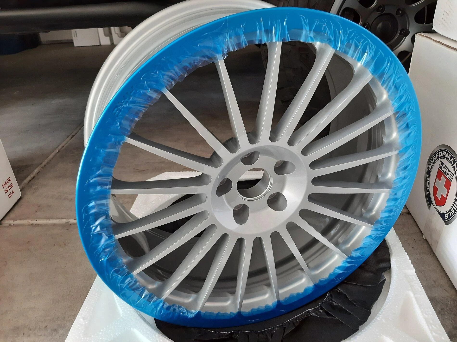 HRE 309M_front wheel_02.jpg