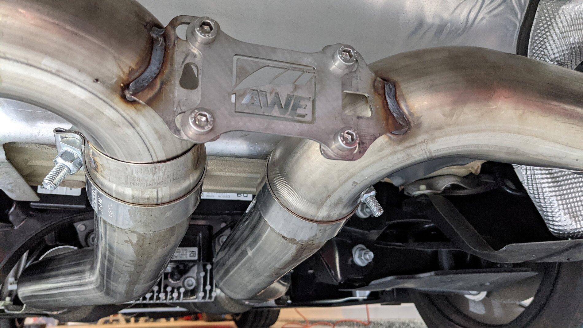 exhaust.jpg