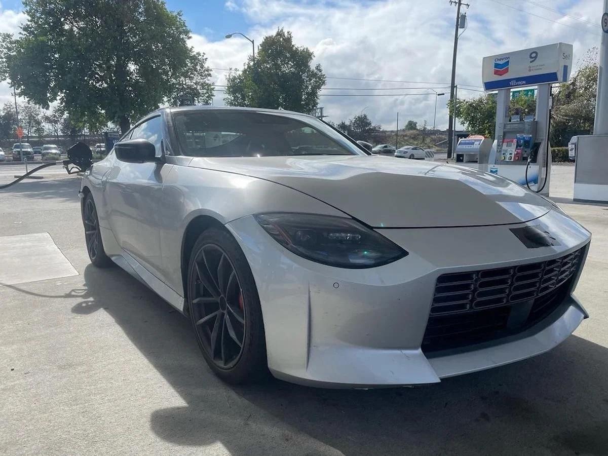 brilliant-silver-2023-nissan-z-sacramento-1-jpeg.jpg