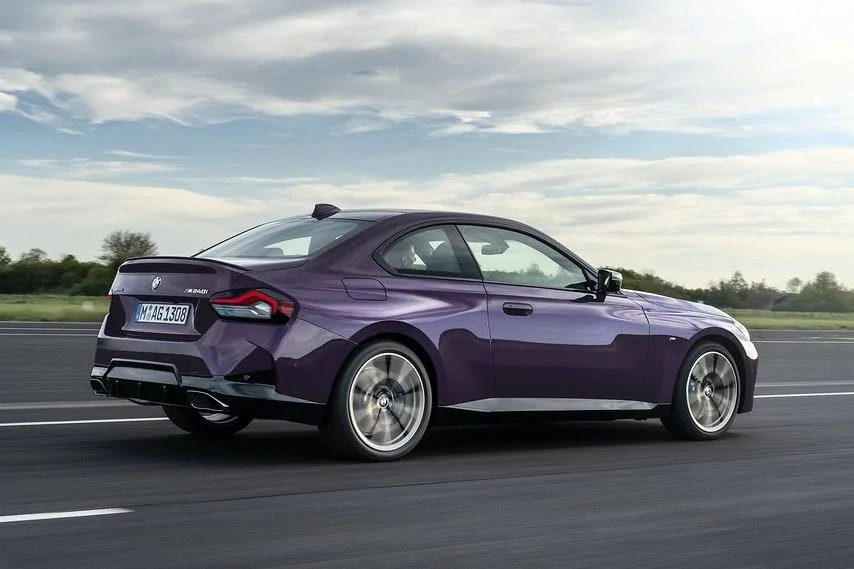 M240i A.webp