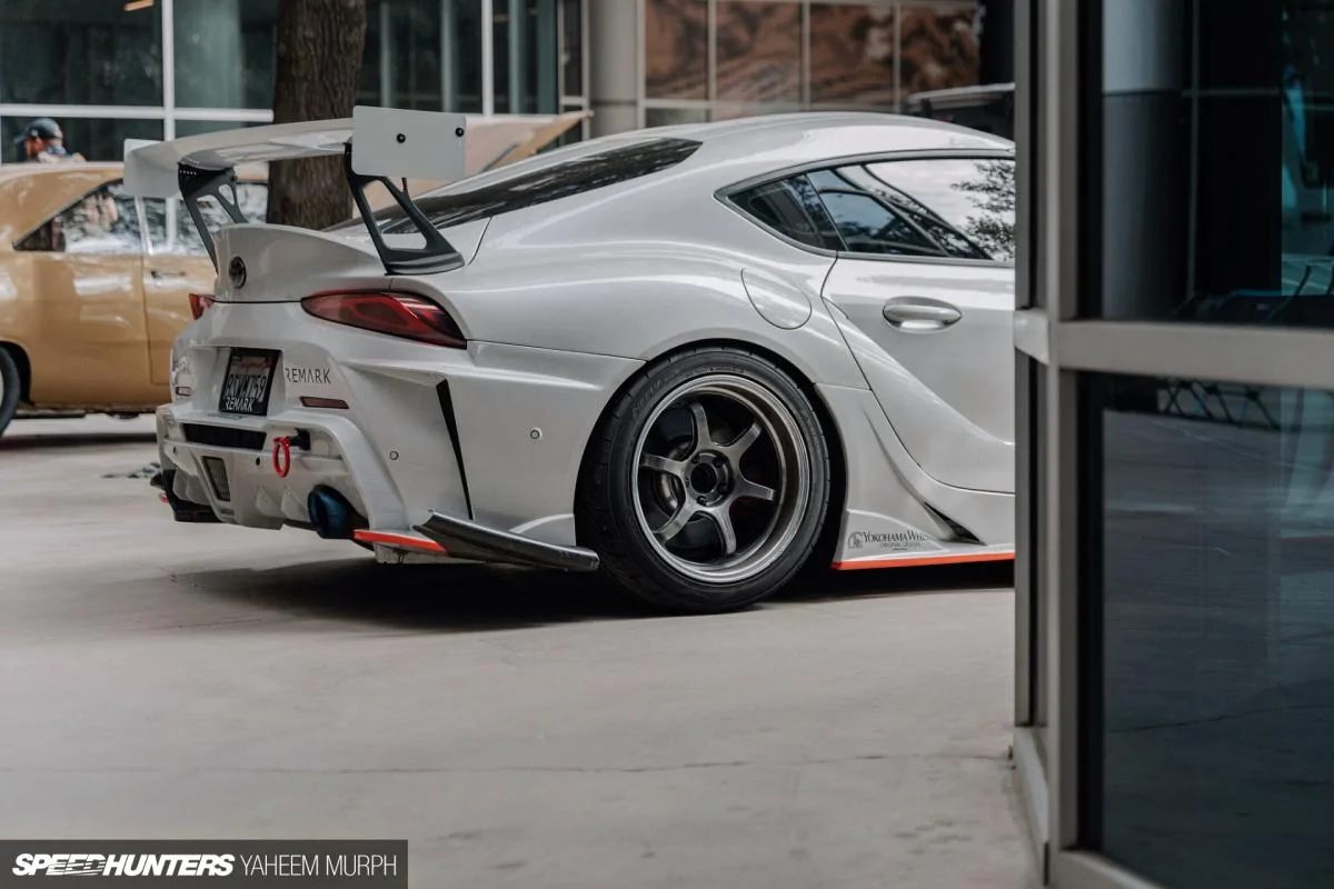 SEMA_2021_Setup_6928-1200x800.jpg