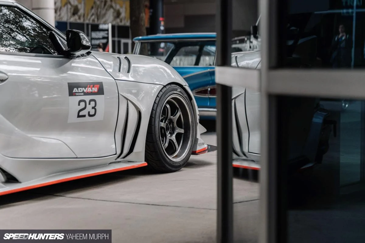 SEMA_2021_Setup_6929-1200x800.jpg