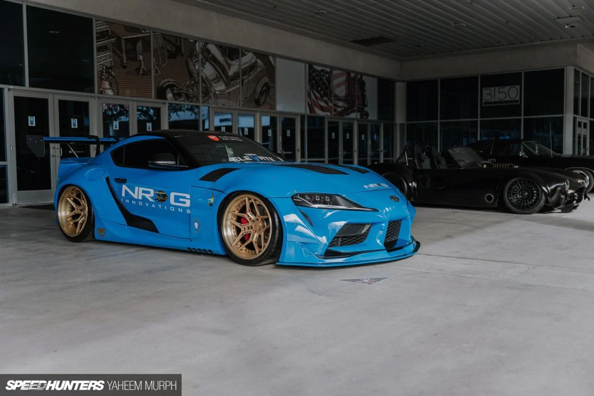 SEMA_2021_Setup_6918-1200x800.jpg