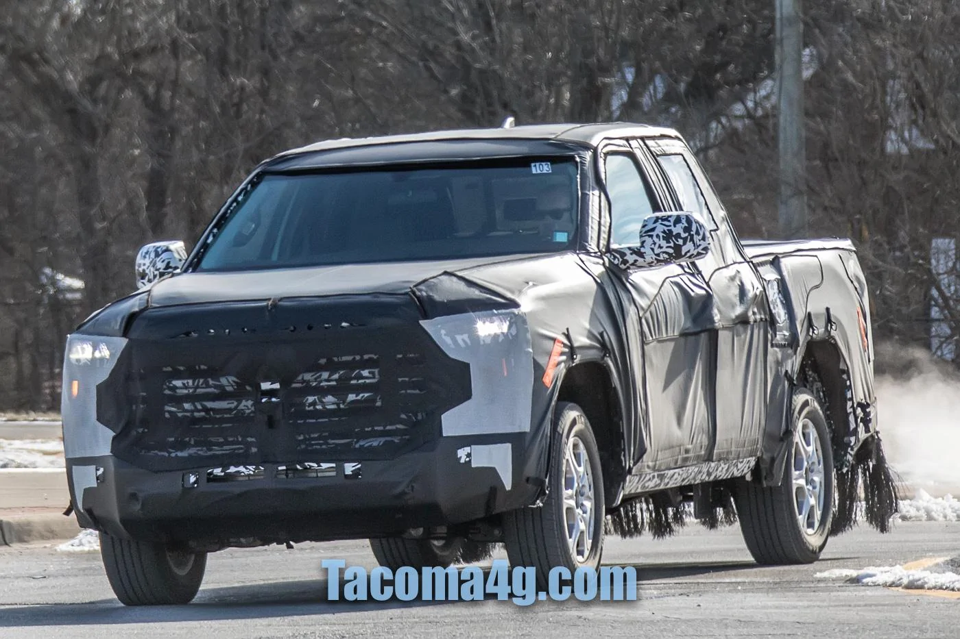 next-toyota-tacoma-mule-spied-3-jpg.webp
