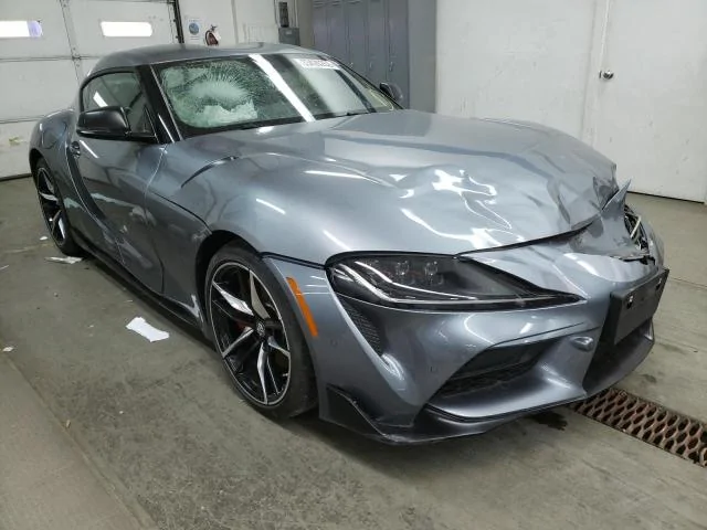 61fc5d0ef6e845579868780196b783d5_ful.webp
