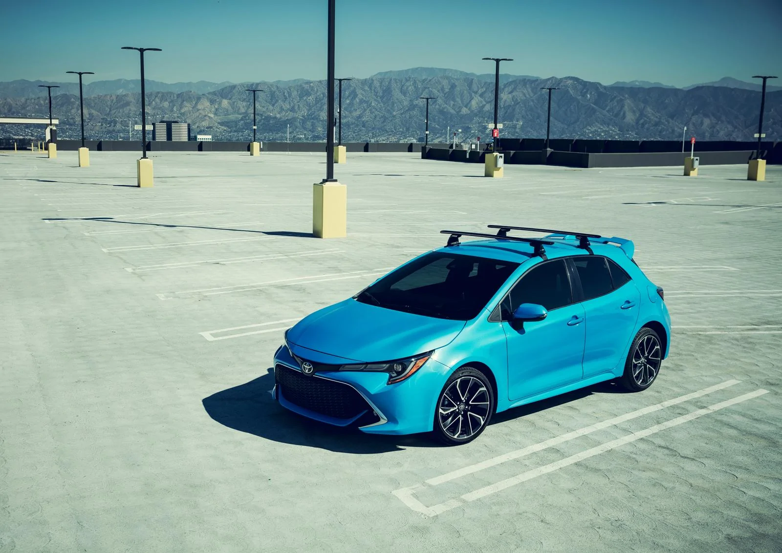 2019-Toyota-Corolla-Hatchback-21.webp