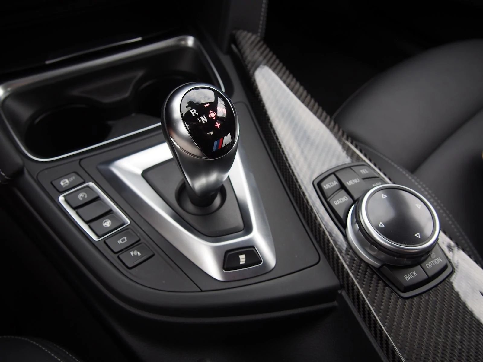 bmw-m3-sedan-gear-shifter.webp