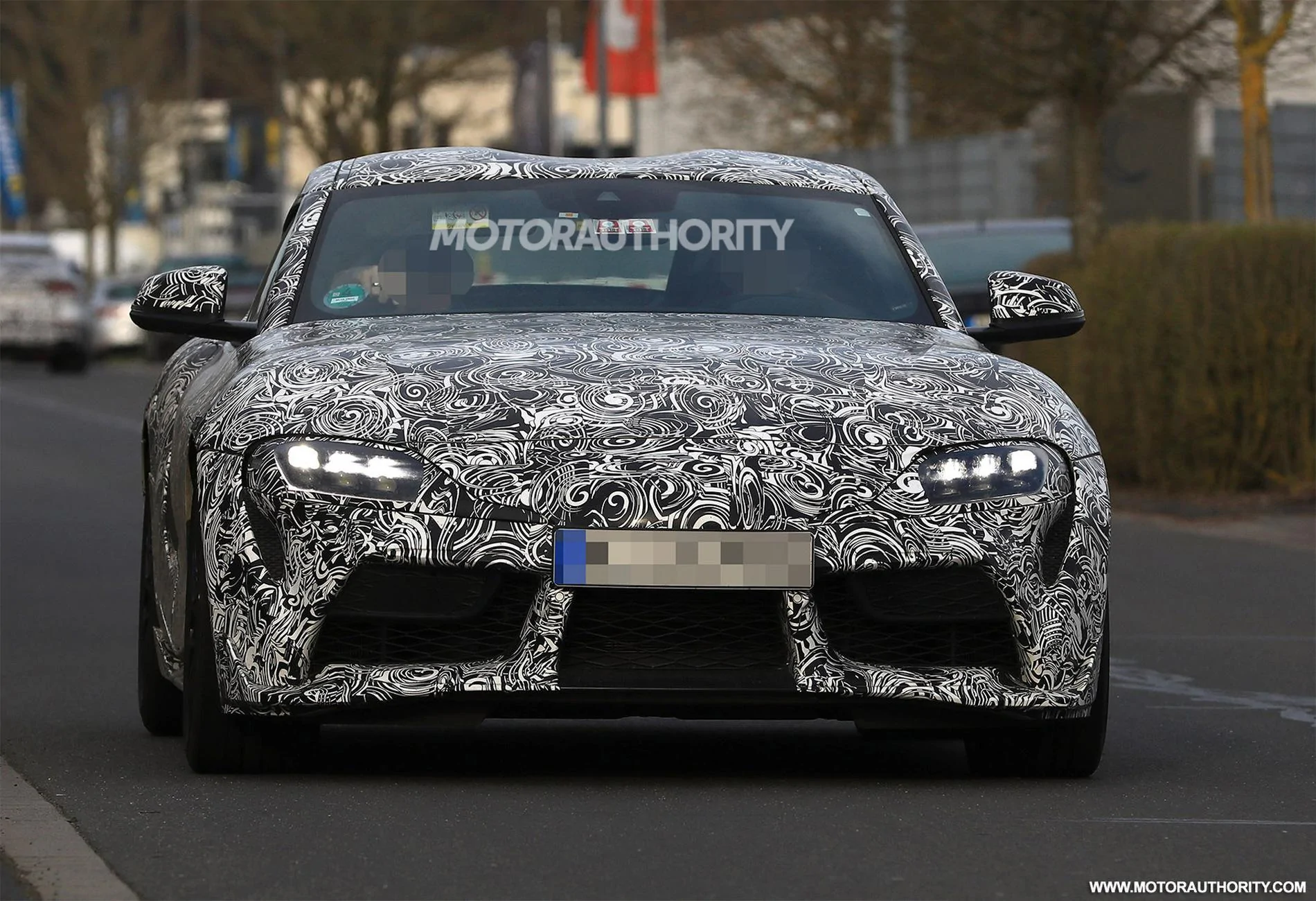 2019-toyota-supra-spy-shots--image-via-s-baldauf-sb-medien_100649543_h.webp