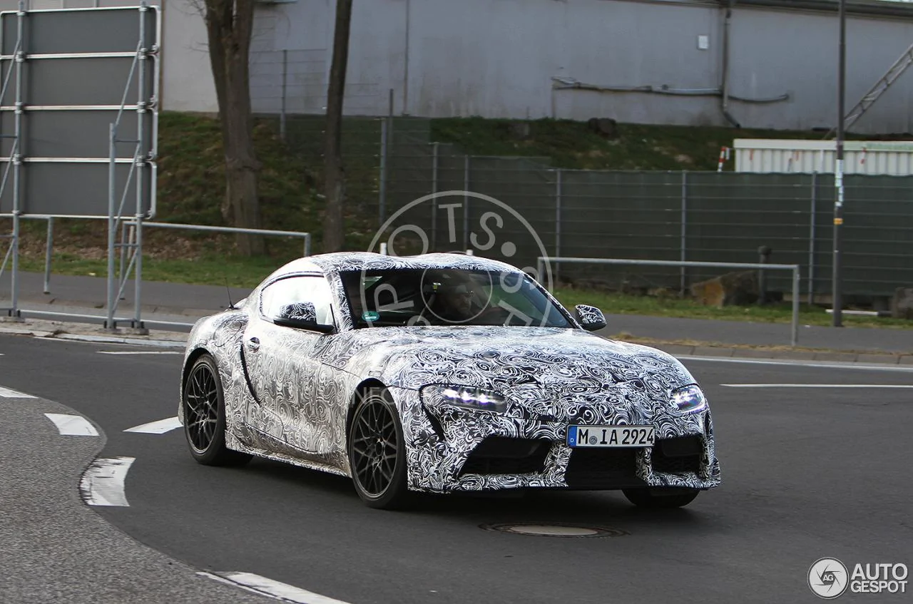 toyota-supra-2017-c174101052018104430_4.webp