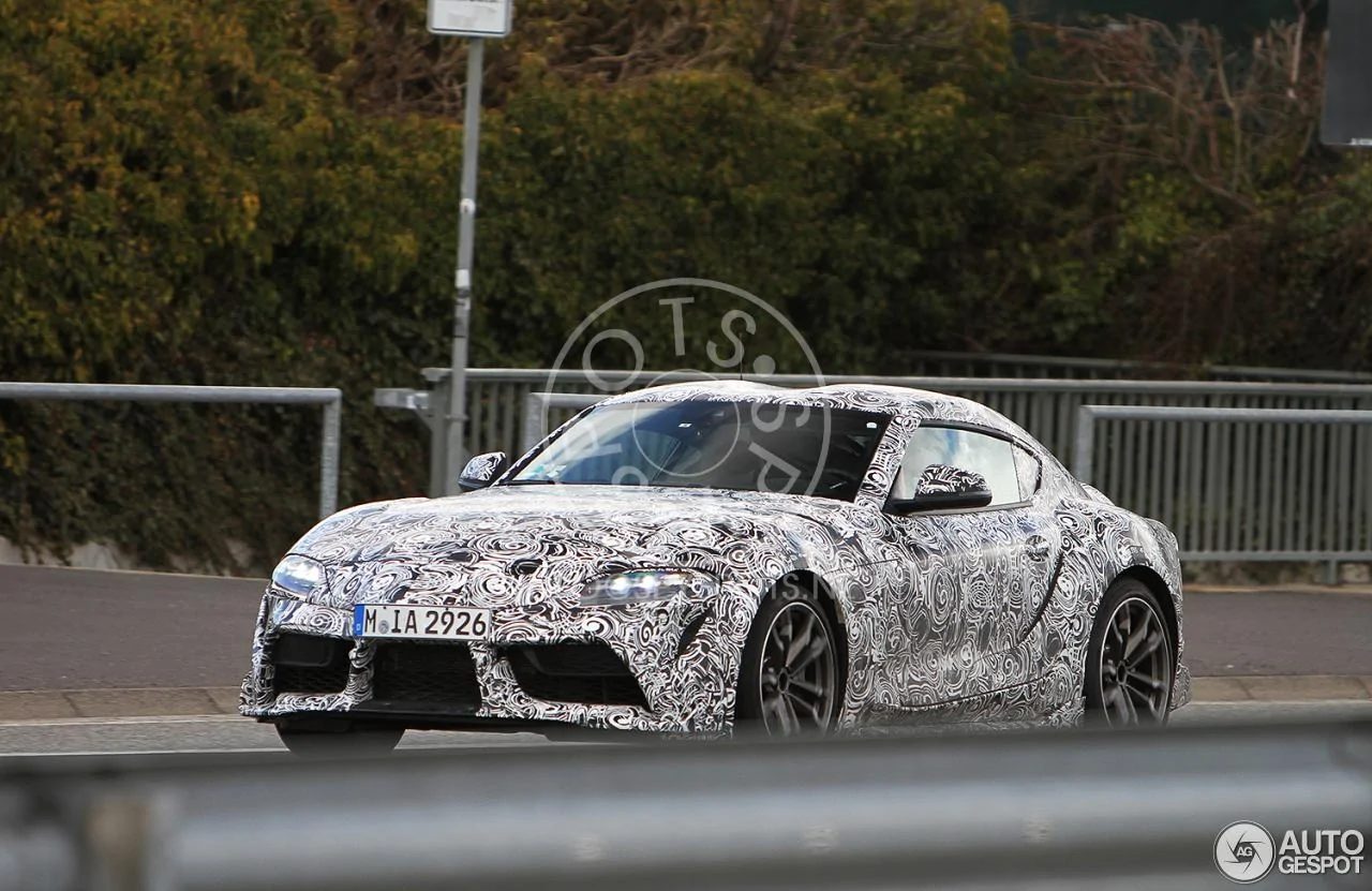 toyota-supra-2017-c436002052018084246_1.webp