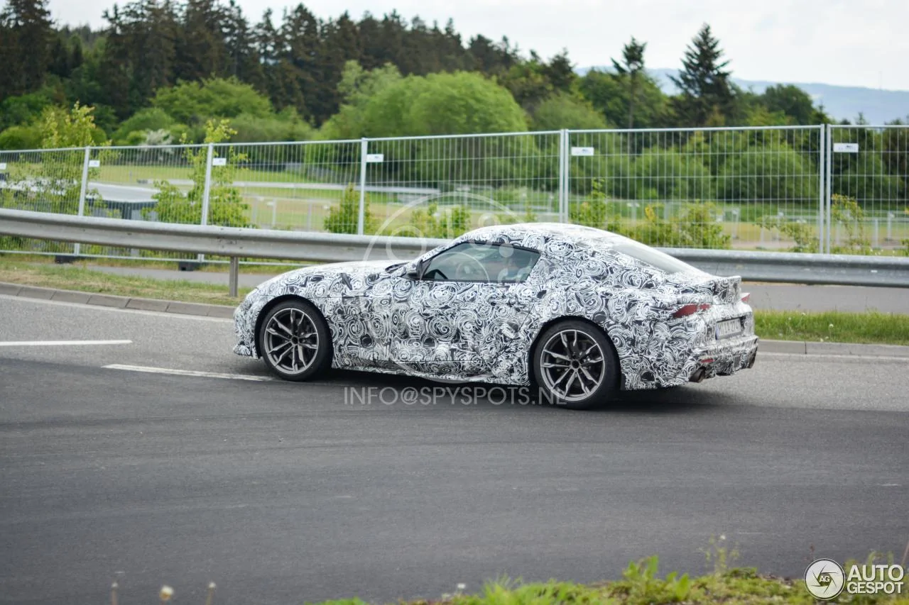 toyota-supra-2019-c422116052018213945_1.webp