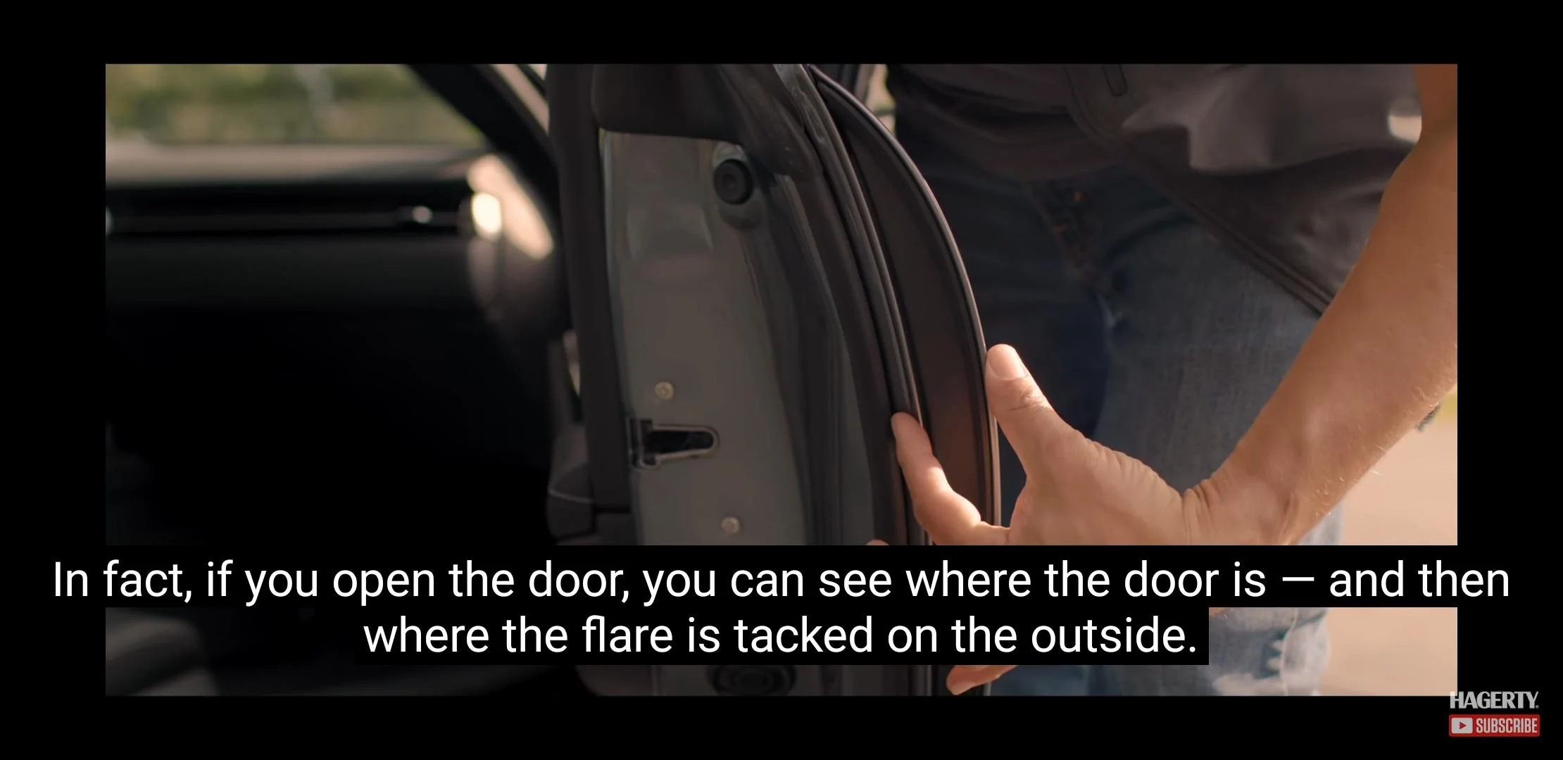 Screenshot_20211202-060524_YouTube.jpg