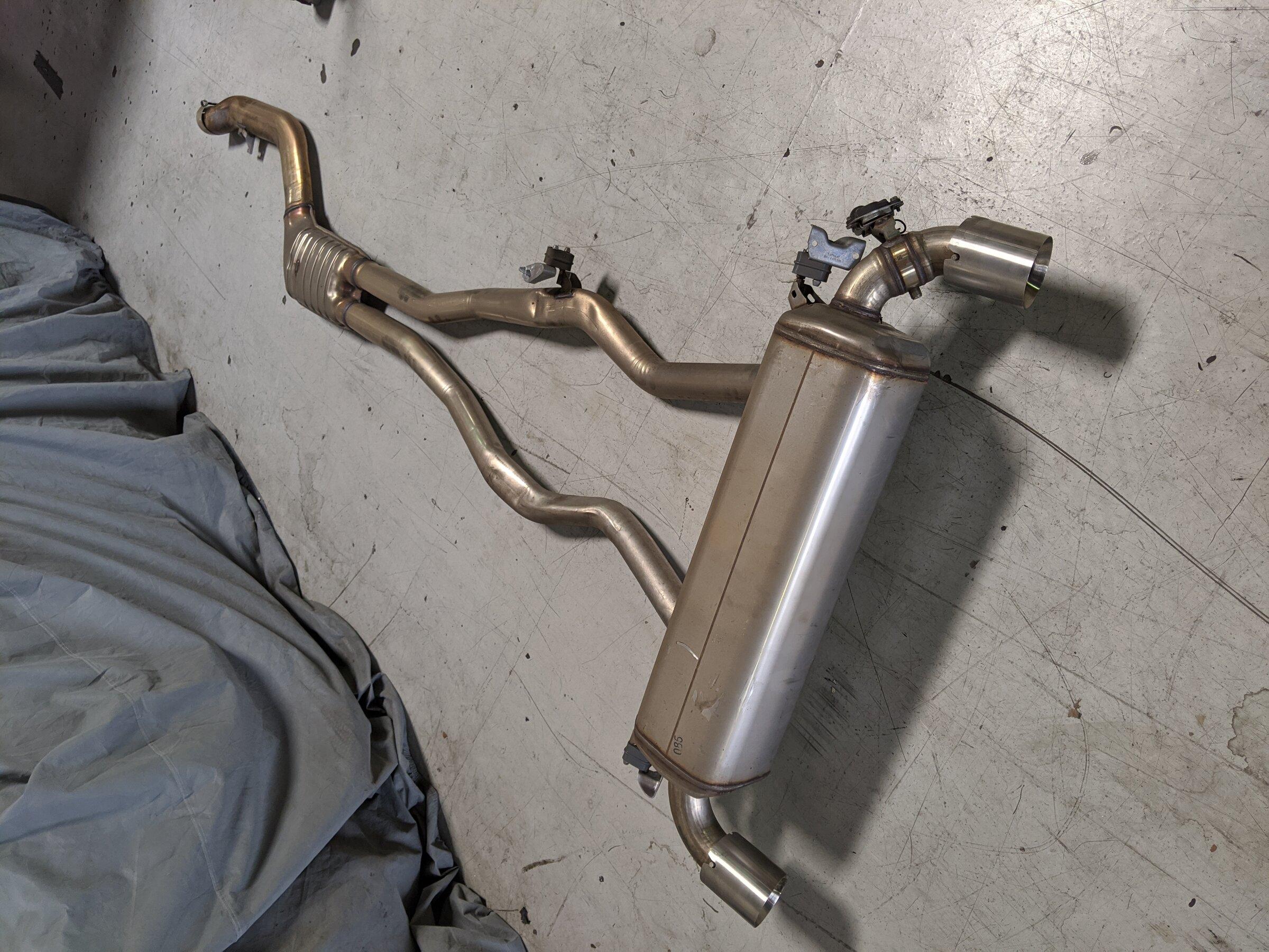 exhaust.jpg