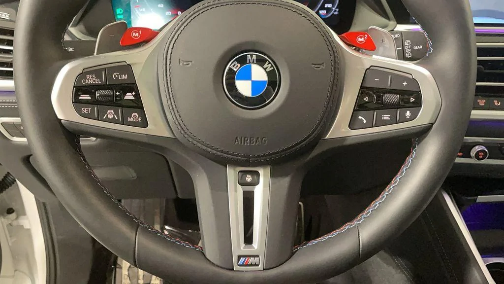 -x5_m-sportsactivityvehicle-11085-21240459-18-1024.webp
