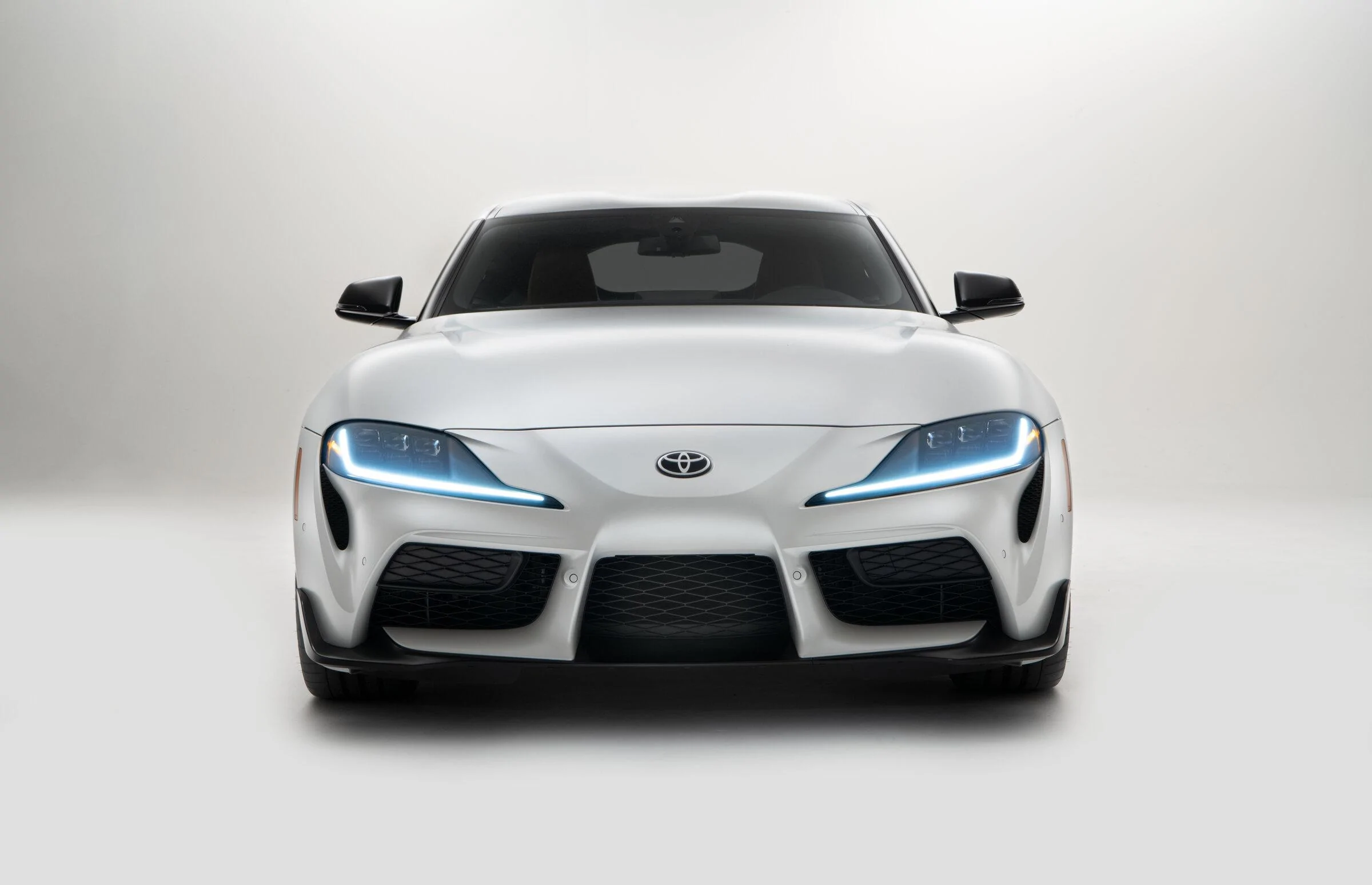 2023_Supra_MT_3.0_MatteWhite_001.jpg