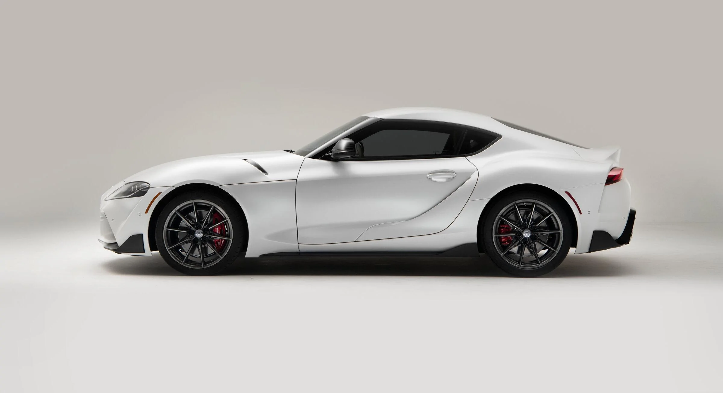 2023_Supra_MT_3.0_MatteWhite_004.jpg