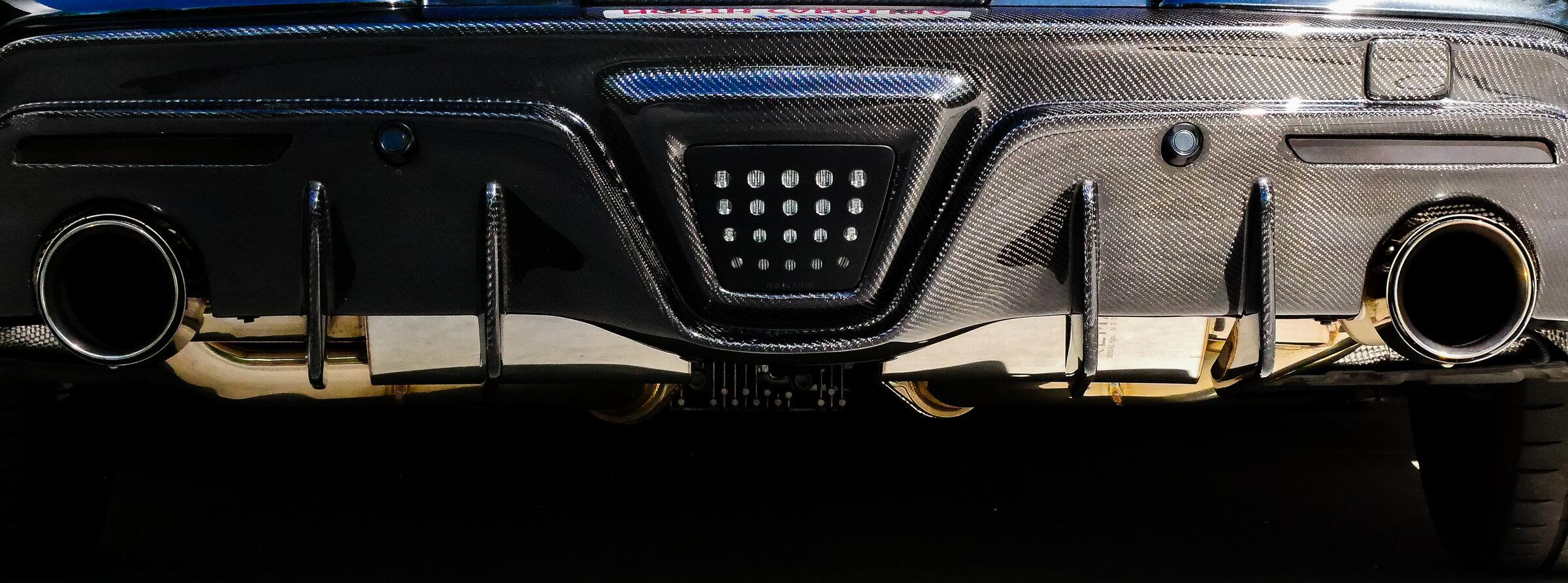 Exhaust.jpg