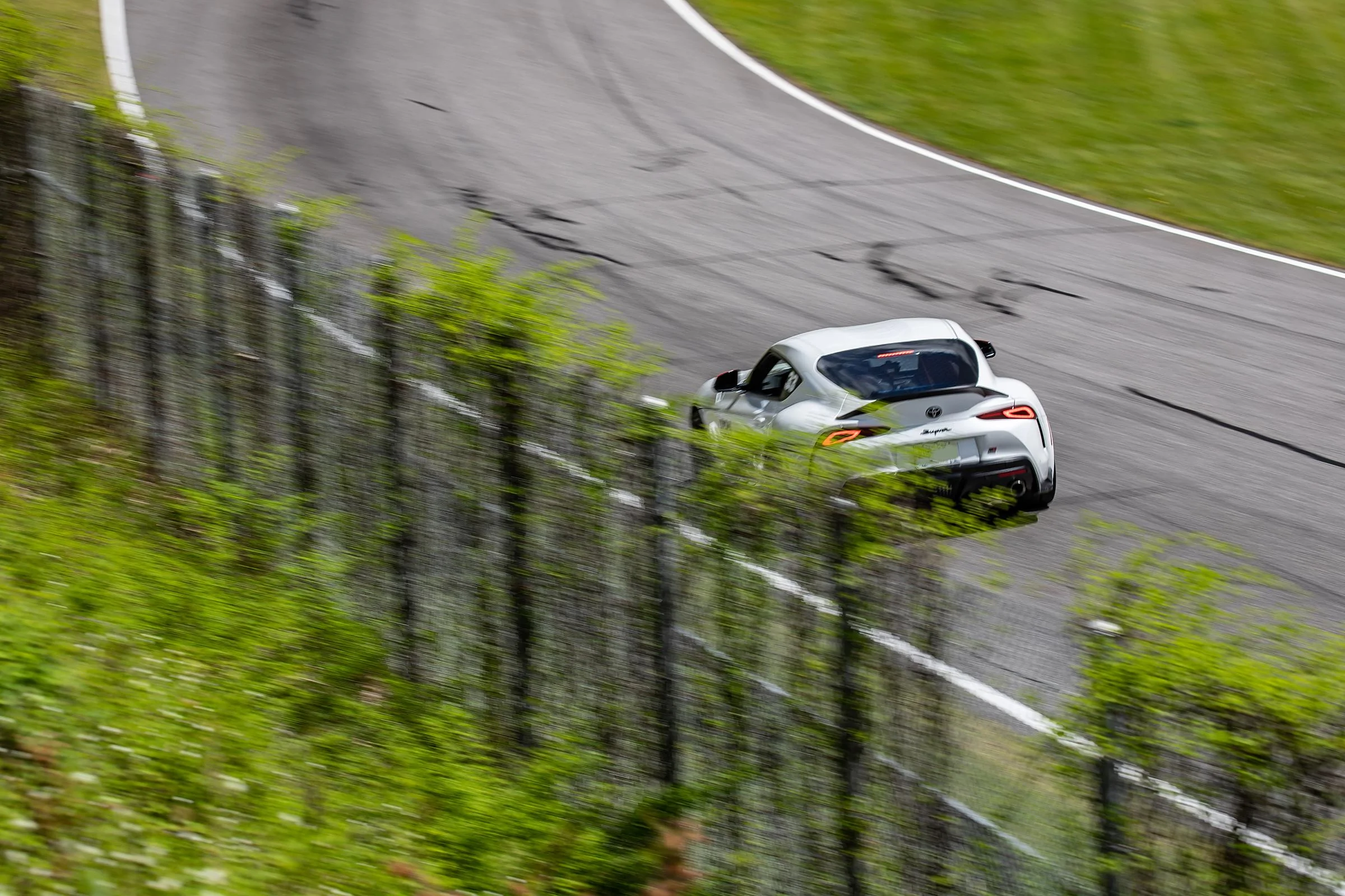 ToyotaSupra(10)_small.webp