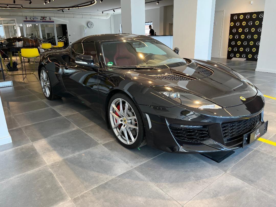 Evora 400 Rivoli.jpg