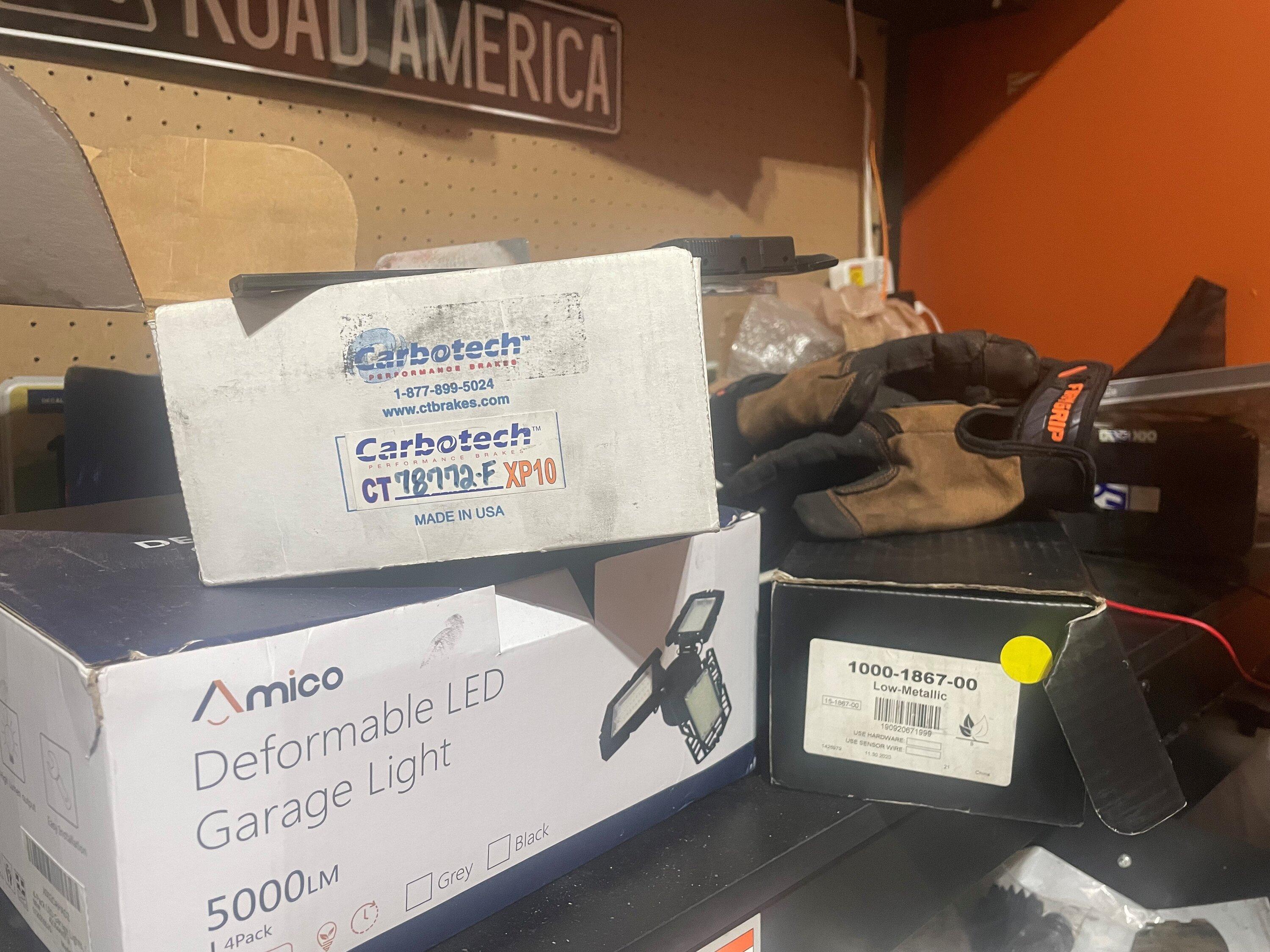 Brakes Carbotech XP10 and Dynamic Friction 1000186700 Track Pads.jpg