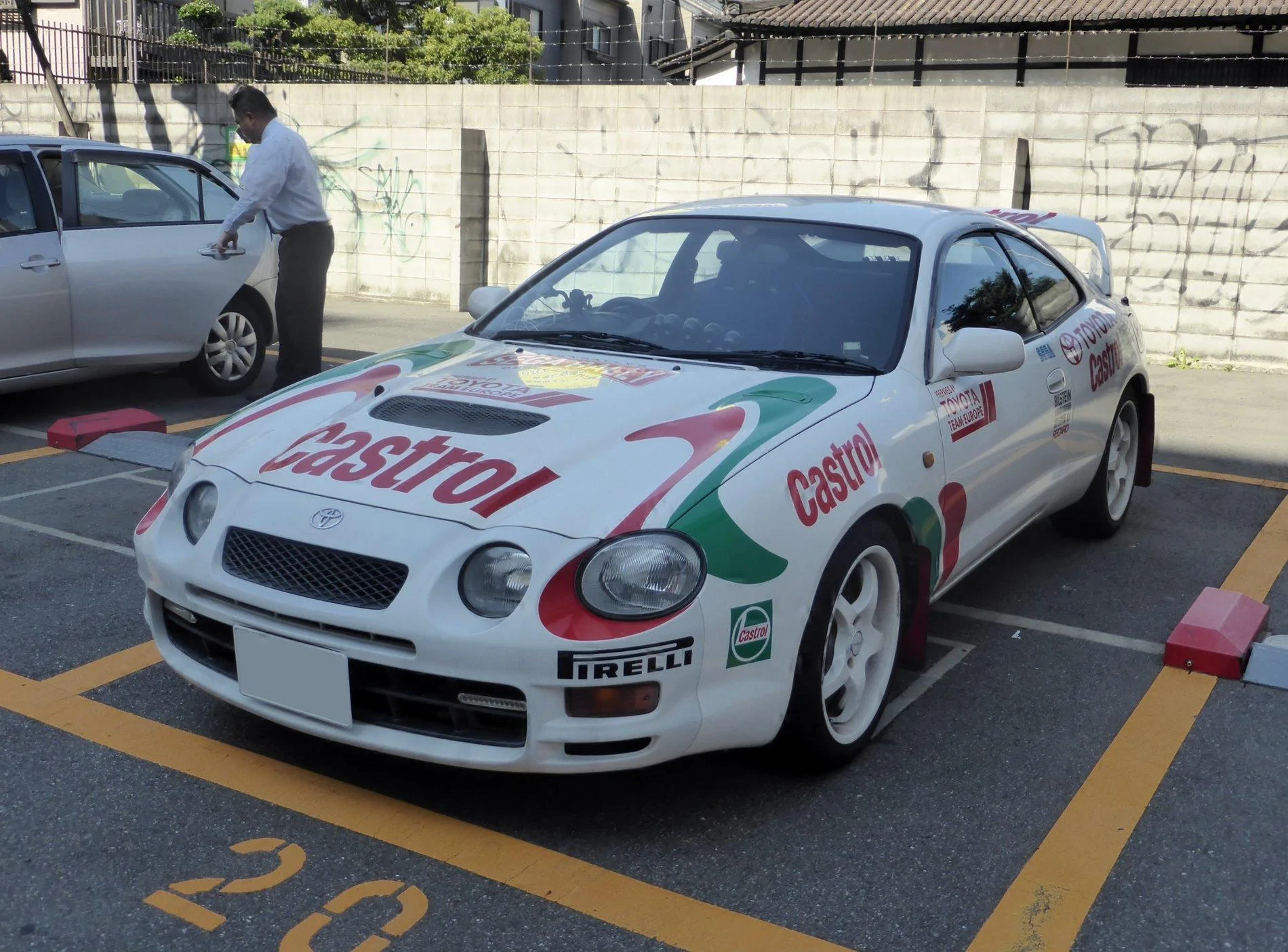 Toyota_CELICA_GT-FOUR_(ST205)_ver.Group_A_replica_front.webp