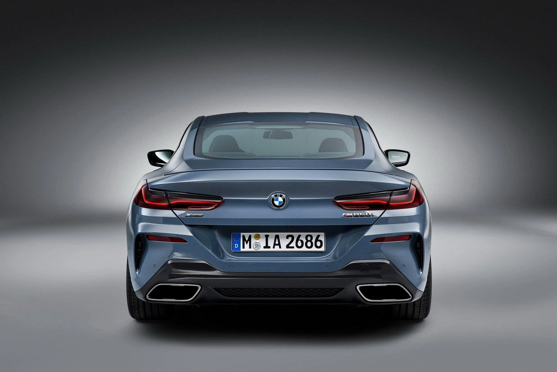 ea0f8632-bmw-8-series-2019-16.webp