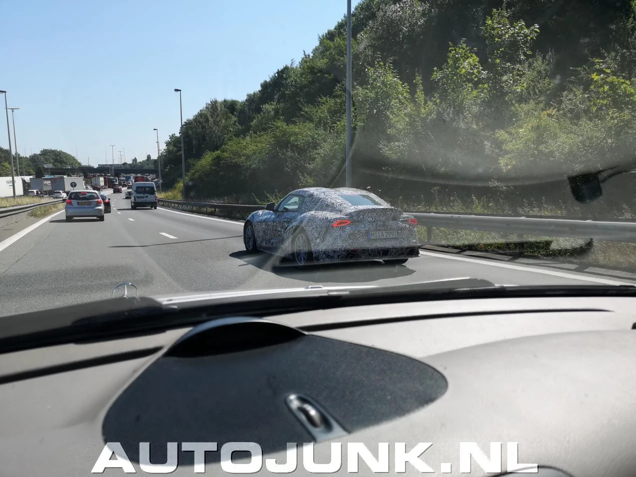 toyota-supra-bmw-z4_04.webp