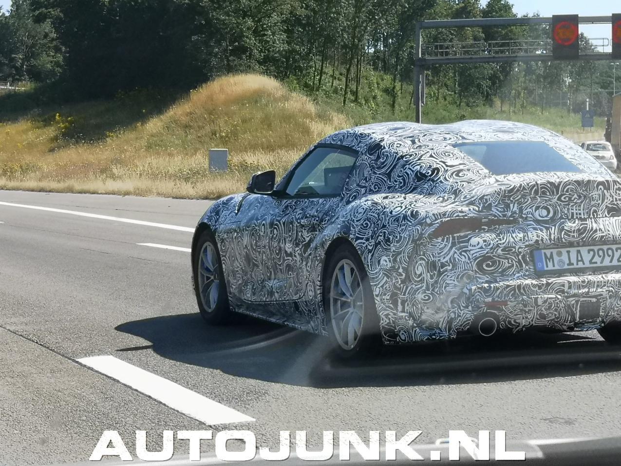 toyota-supra-bmw-z4_01.jpg
