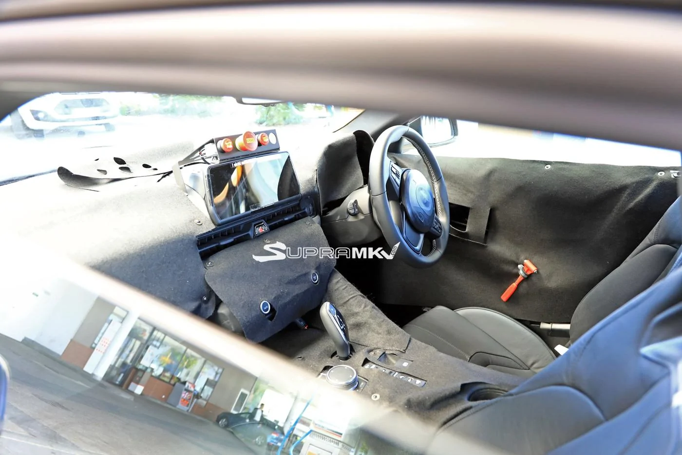 2018-toyota-supra-interior-01-jpg.webp