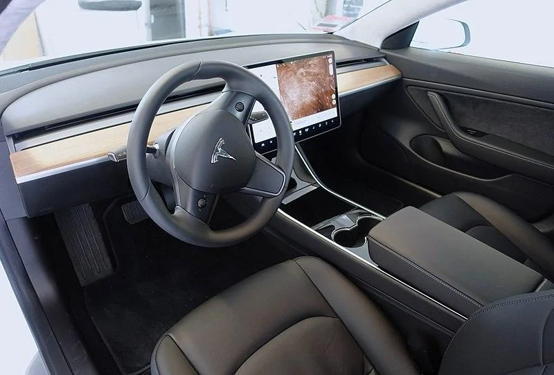 800px-The_Model_3_Interior.webp