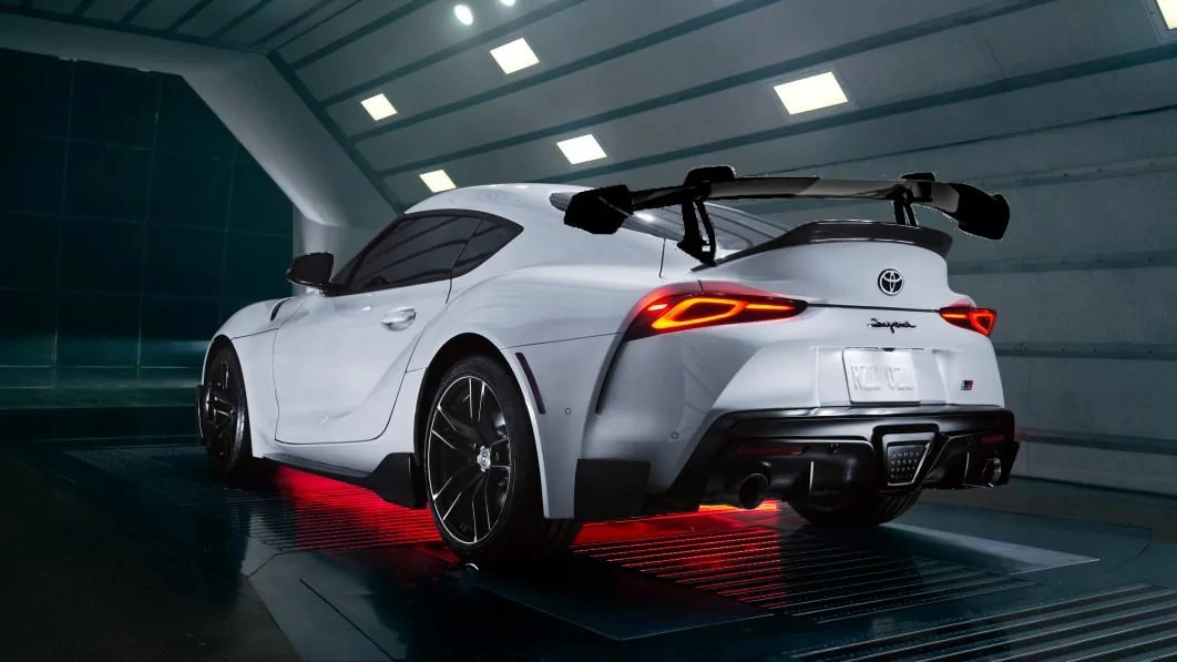 2022-GR-Supra-A91-CF-Rear-3-4-WindTunnel_06341.webp