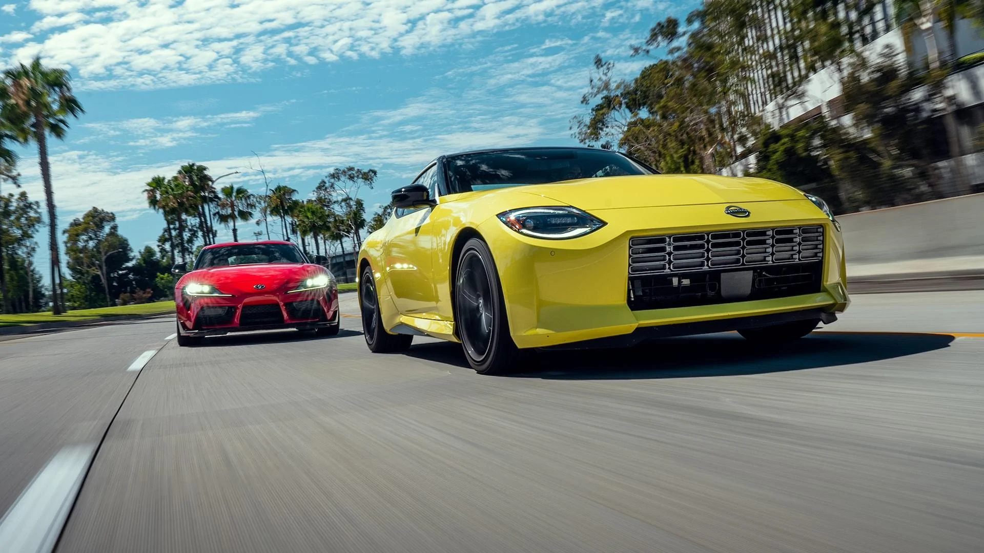 nissan-z-vs-toyota-supra-6-jpg.webp