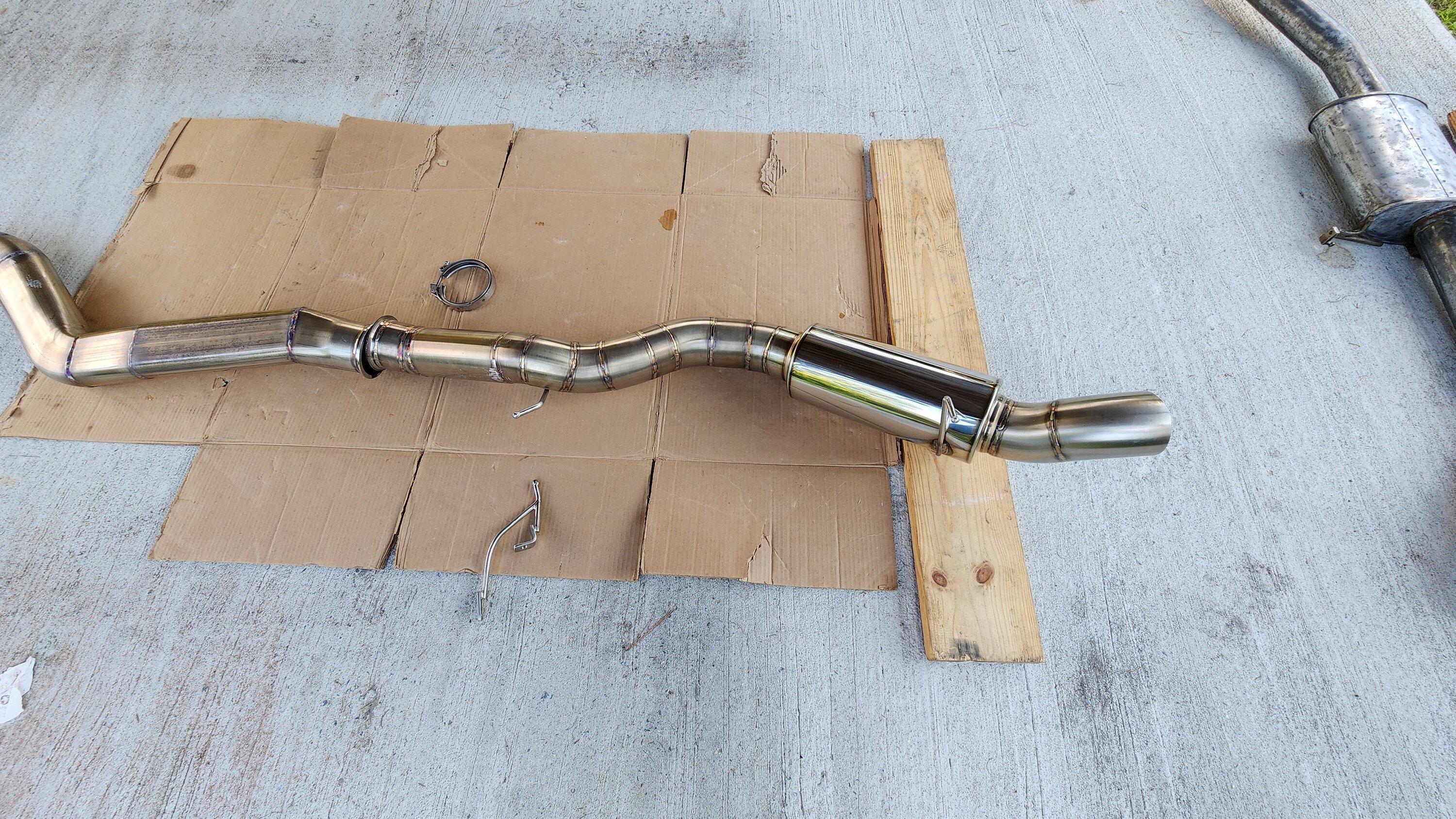 FS: Boostin Performance Heritage 4in Catback Exhaust / 4in Catless