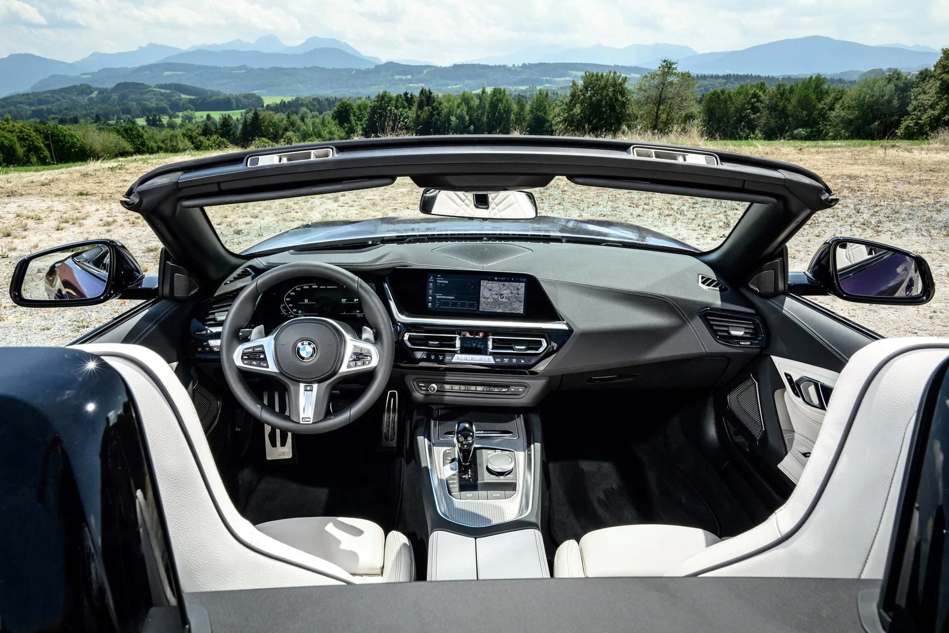 2023-BMW-Z4-Roadster-LCI-27.webp
