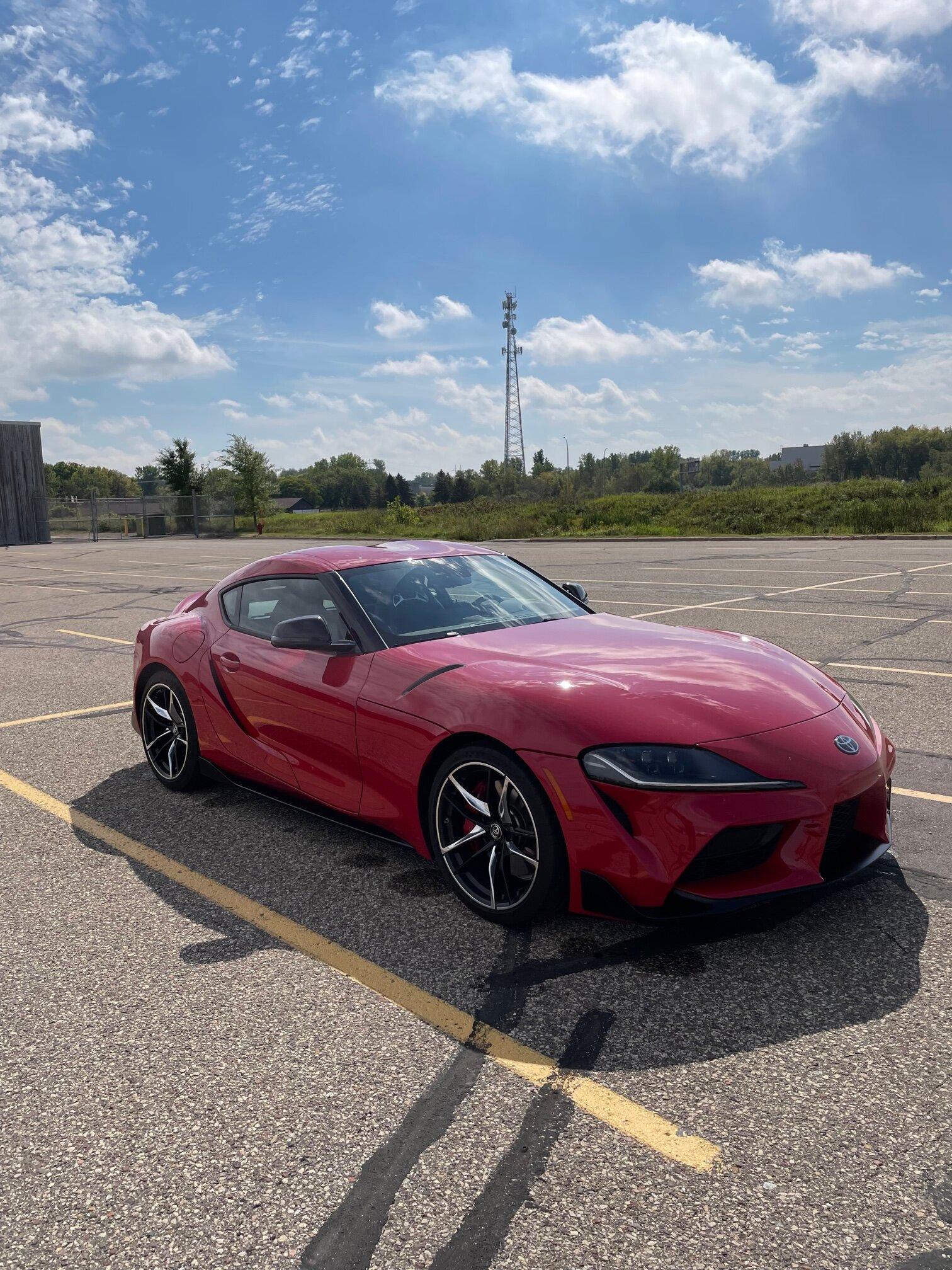 supra_front_right_body.jpg