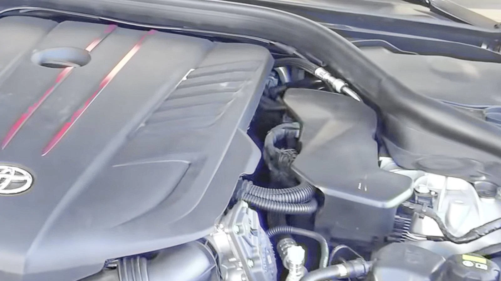 MKVEngineBay-3.webp