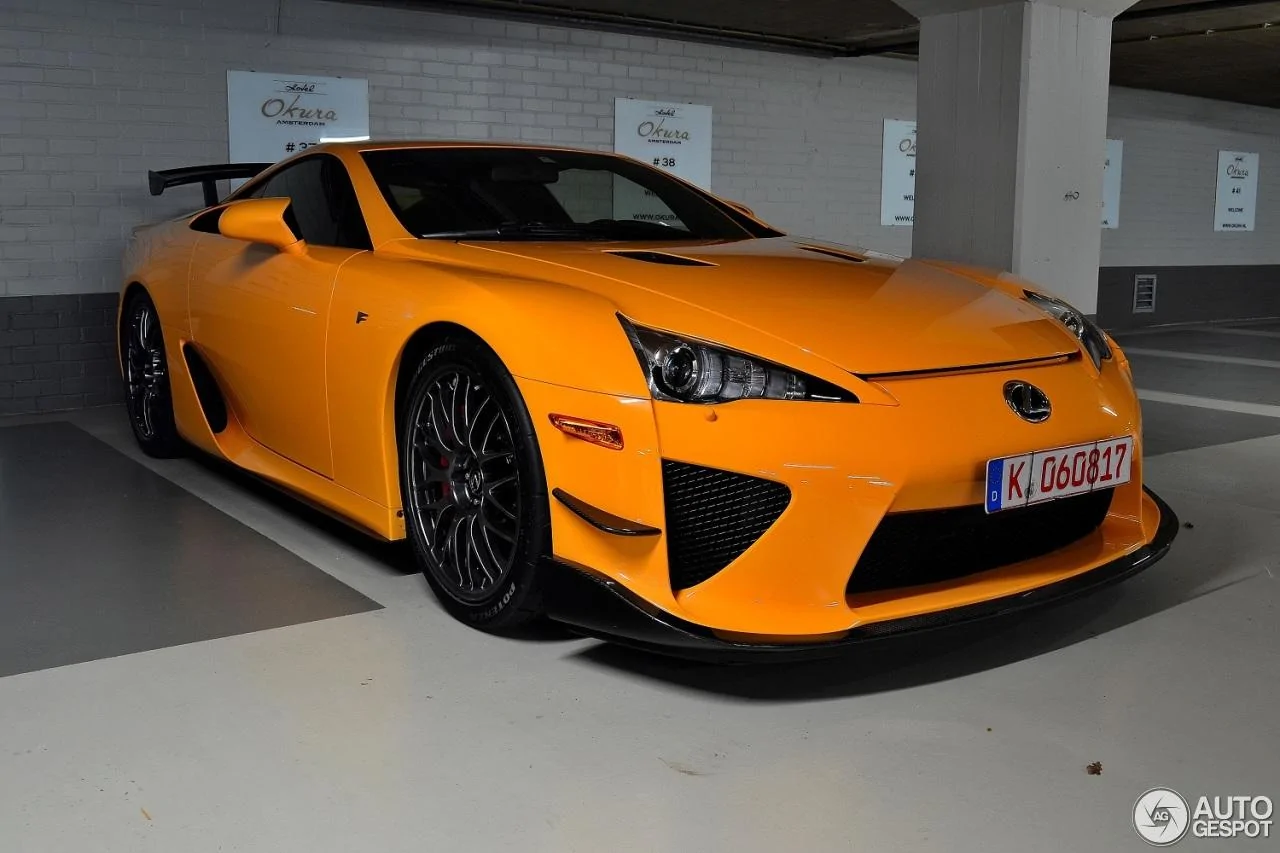 lexus-lfa-nurburgring-edition-c252818102014111506_1.webp
