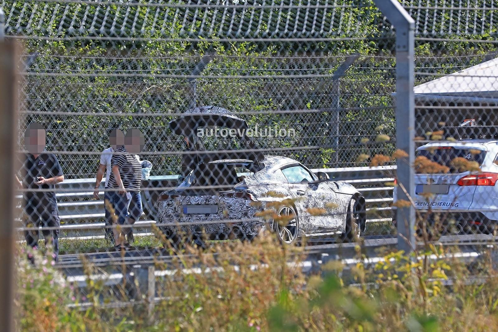 2019-toyota-supra-prototype-crashes-at-the-nurburgring_15.jpg